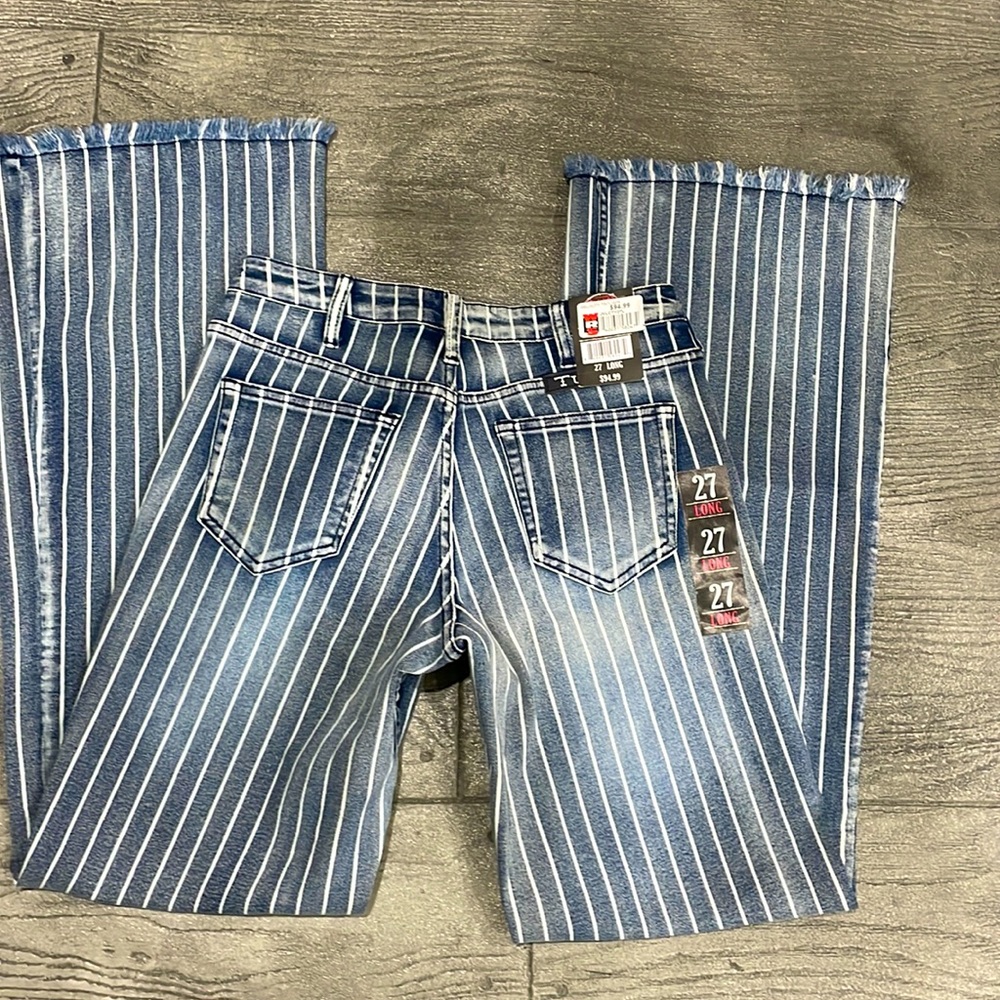 Brand new Cowgirl Tuff striped bootcut jeans size 27 long